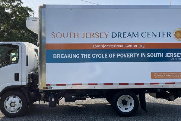 DesignerWraps_SJDC-boxtruckwrap_IMG_2310 DesignerWraps_SJDC-boxtruckwrap_IMG_2310