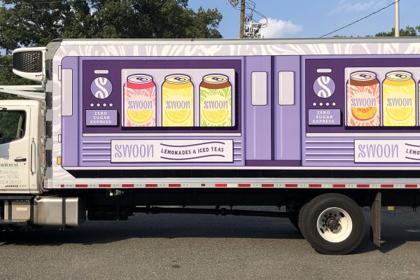 DesignerWraps_Swoon-boxtruckwrap_IMG_0397 DesignerWraps_Swoon-boxtruckwrap_IMG_0397